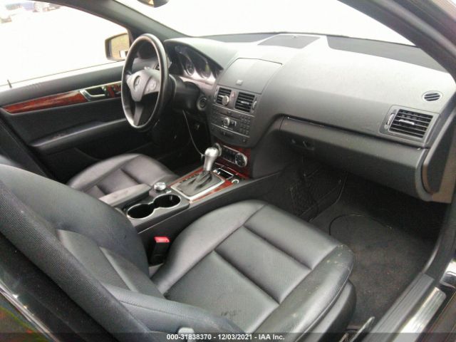 Photo 4 VIN: WDDGF5EB2BR183233 - MERCEDES-BENZ C-CLASS 