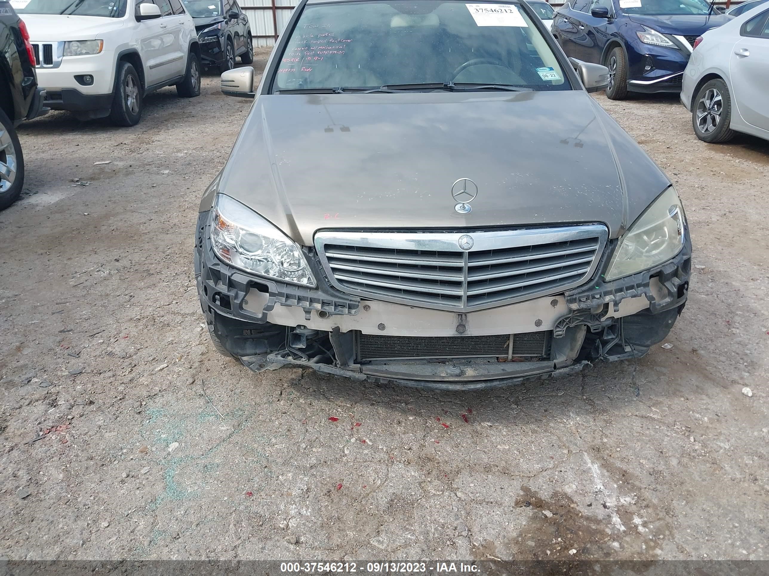 Photo 5 VIN: WDDGF5EB3AF384638 - MERCEDES-BENZ C 300 