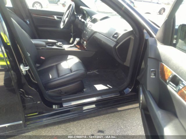 Photo 4 VIN: WDDGF5EB3AR126201 - MERCEDES-BENZ C-CLASS 