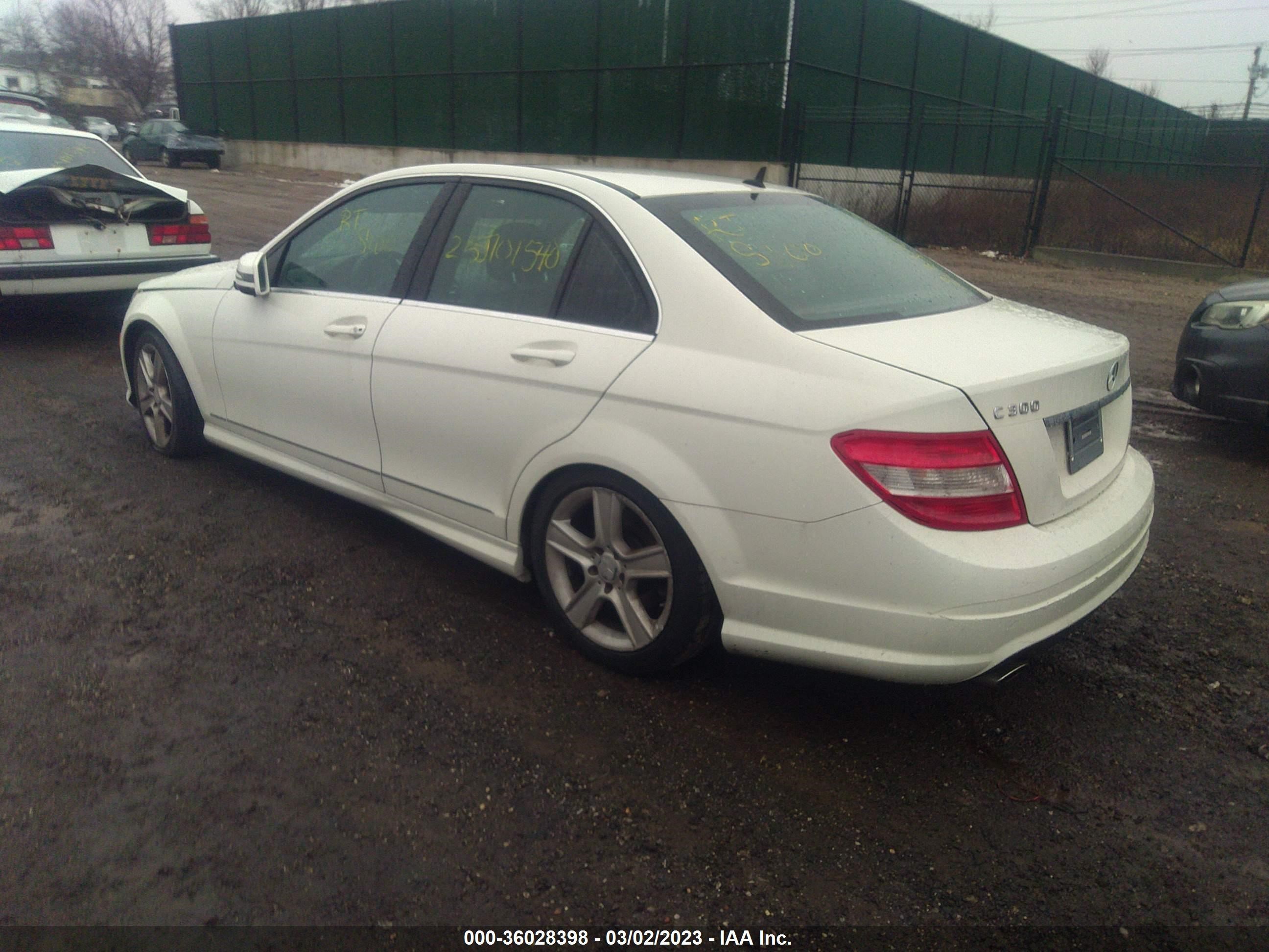 Photo 2 VIN: WDDGF5EB3BA511581 - MERCEDES-BENZ C-KLASSE 