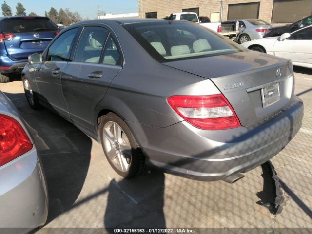 Photo 2 VIN: WDDGF5EB3BA518031 - MERCEDES-BENZ C-CLASS 