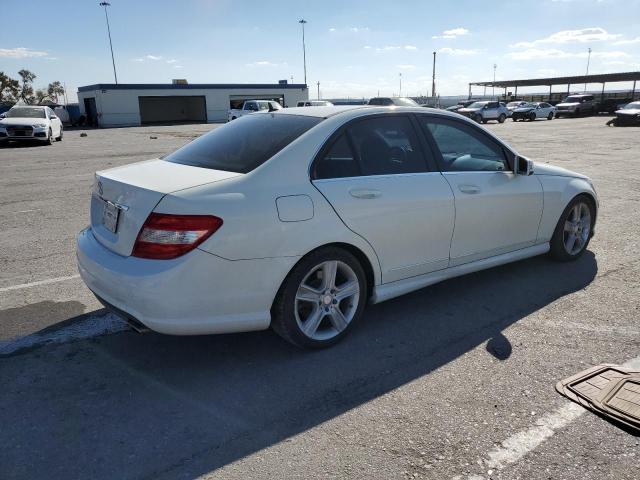 Photo 2 VIN: WDDGF5EB3BA526436 - MERCEDES-BENZ C 300 