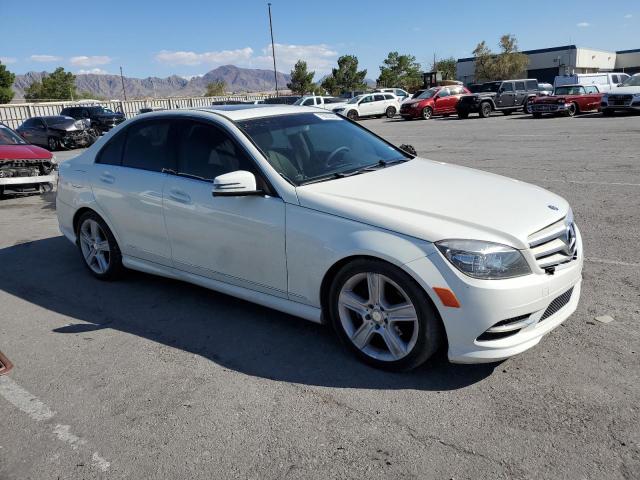 Photo 3 VIN: WDDGF5EB3BA526436 - MERCEDES-BENZ C 300 