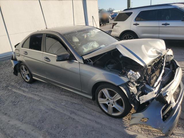 Photo 3 VIN: WDDGF5EB3BR161886 - MERCEDES-BENZ C 300 