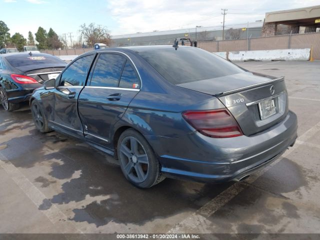 Photo 2 VIN: WDDGF5EB3BR184441 - MERCEDES-BENZ C 300 