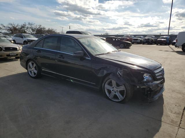 Photo 3 VIN: WDDGF5EB4AA393636 - MERCEDES-BENZ C300 