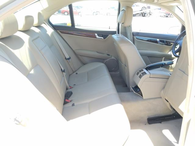 Photo 5 VIN: WDDGF5EB4AF438416 - MERCEDES-BENZ C 300 