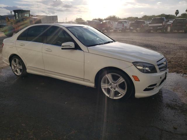 Photo 3 VIN: WDDGF5EB4BA477571 - MERCEDES-BENZ C-CLASS 