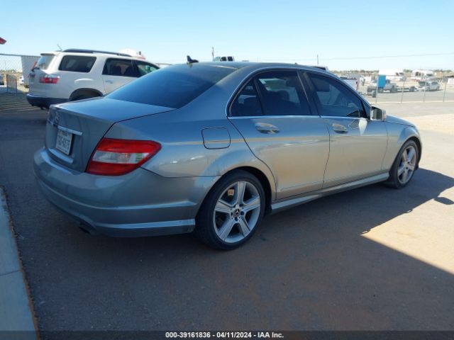 Photo 3 VIN: WDDGF5EB4BF635782 - MERCEDES-BENZ C 300 