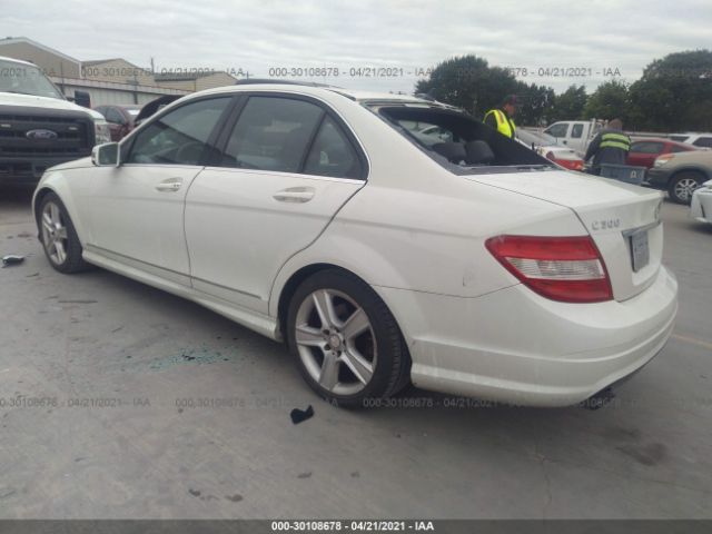 Photo 2 VIN: WDDGF5EB4BR134471 - MERCEDES-BENZ C-CLASS 