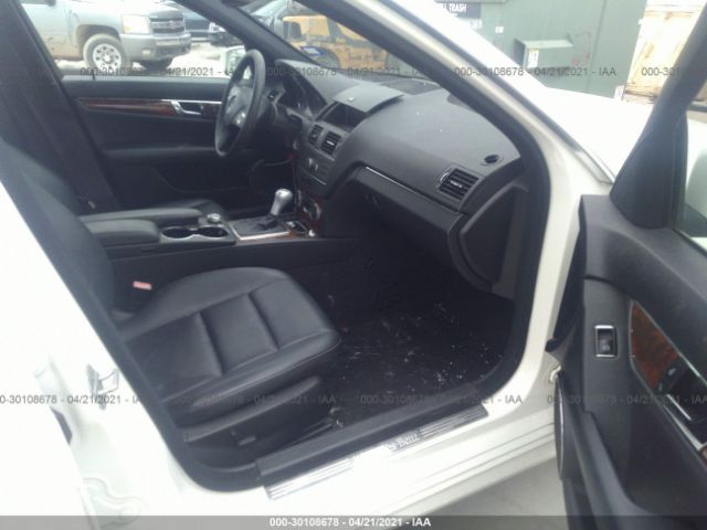 Photo 4 VIN: WDDGF5EB4BR134471 - MERCEDES-BENZ C-CLASS 