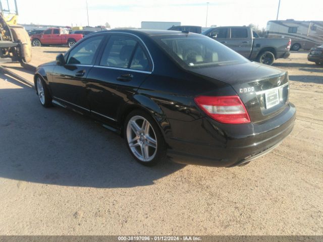 Photo 2 VIN: WDDGF5EB5AF415615 - MERCEDES-BENZ C 300 