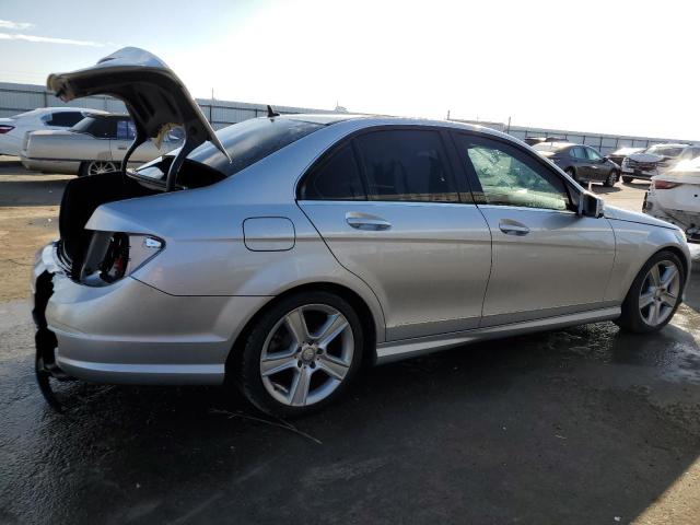 Photo 2 VIN: WDDGF5EB5AF437789 - MERCEDES-BENZ C-CLASS 