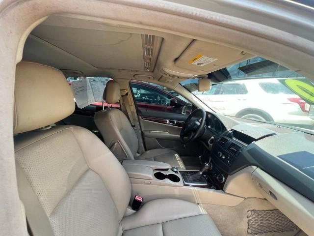 Photo 4 VIN: WDDGF5EB5AF445147 - MERCEDES-BENZ C 300 