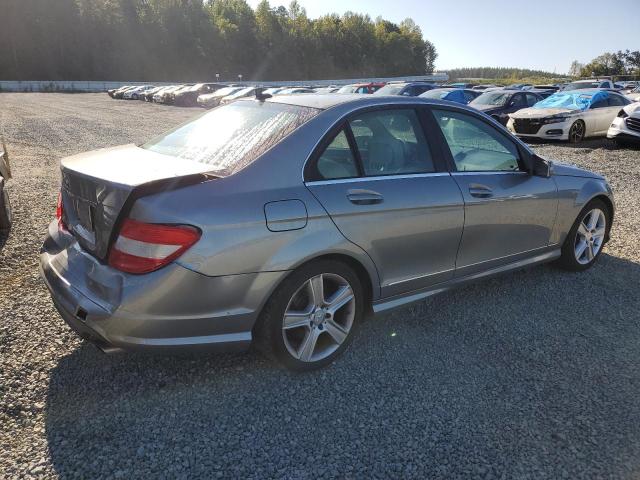 Photo 2 VIN: WDDGF5EB5AF450347 - MERCEDES-BENZ C-CLASS 