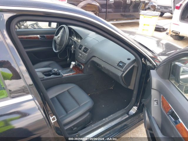 Photo 4 VIN: WDDGF5EB5AR125812 - MERCEDES-BENZ C 300 