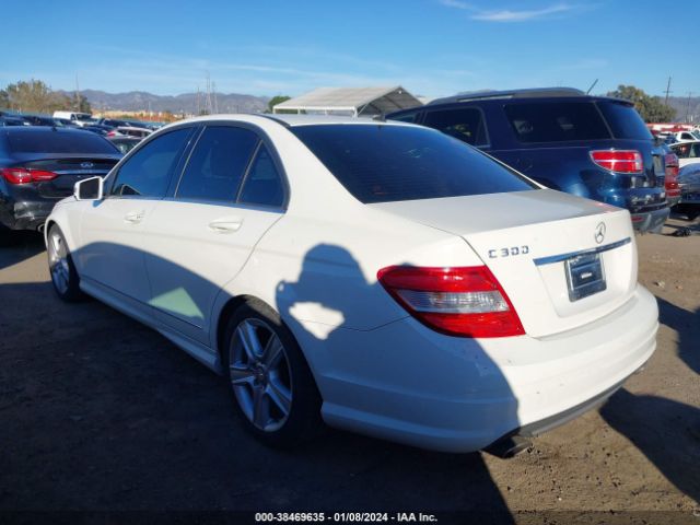 Photo 2 VIN: WDDGF5EB5BA466398 - MERCEDES-BENZ C 300 