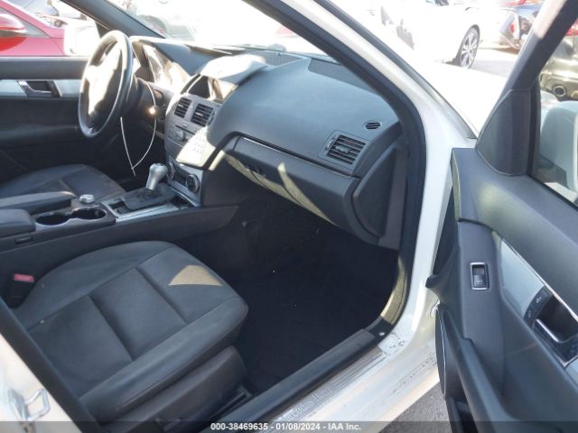 Photo 4 VIN: WDDGF5EB5BA466398 - MERCEDES-BENZ C 300 