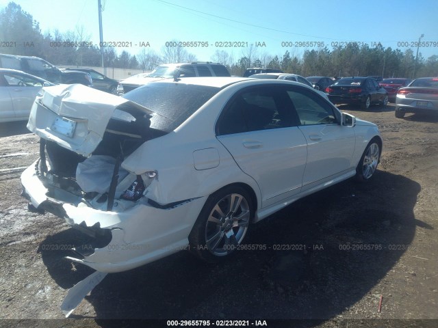 Photo 3 VIN: WDDGF5EB5BF649741 - MERCEDES-BENZ C-CLASS 