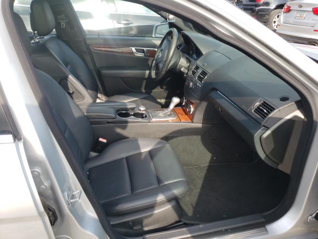 Photo 4 VIN: WDDGF5EB6AR117931 - MERCEDES-BENZ C 300 