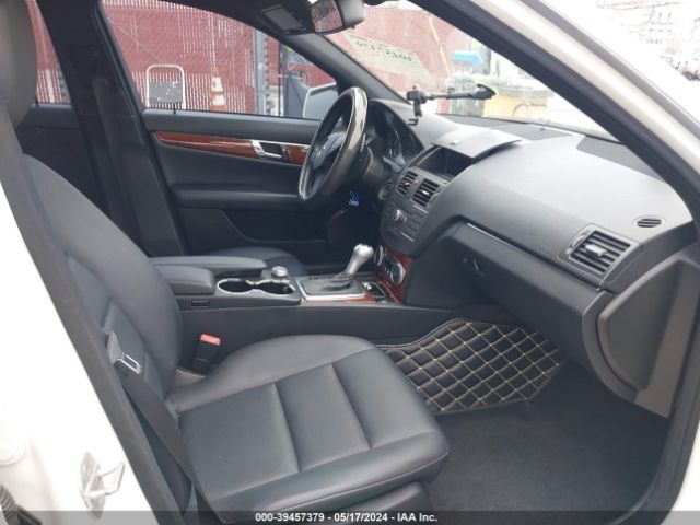 Photo 4 VIN: WDDGF5EB6AR122708 - MERCEDES-BENZ C 300 