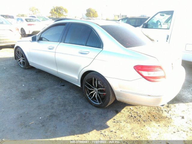 Photo 2 VIN: WDDGF5EB6BA520212 - MERCEDES-BENZ C 300 