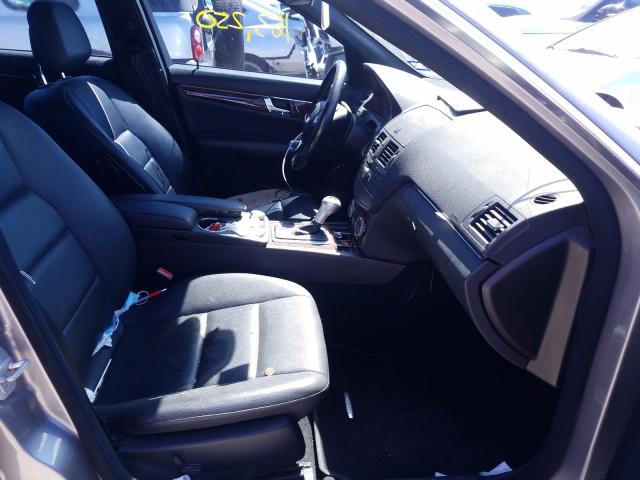 Photo 4 VIN: WDDGF5EB6BR136478 - MERCEDES-BENZ C 300 