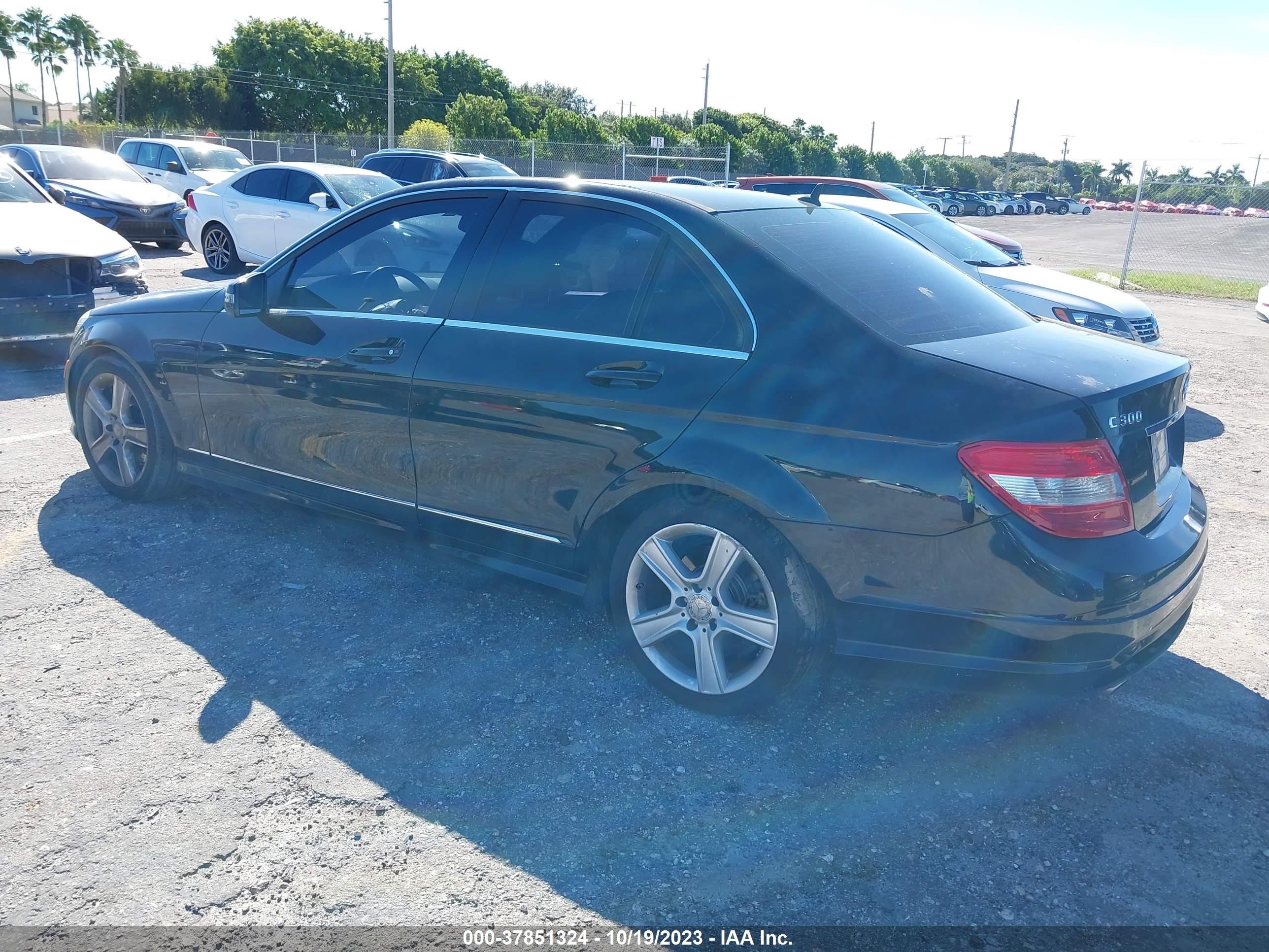 Photo 2 VIN: WDDGF5EB6BR157623 - MERCEDES-BENZ C-KLASSE 