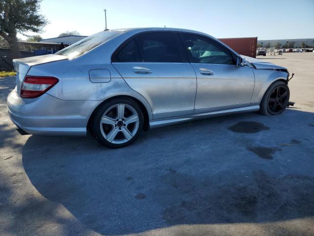 Photo 2 VIN: WDDGF5EB7AF438376 - MERCEDES-BENZ C 300 