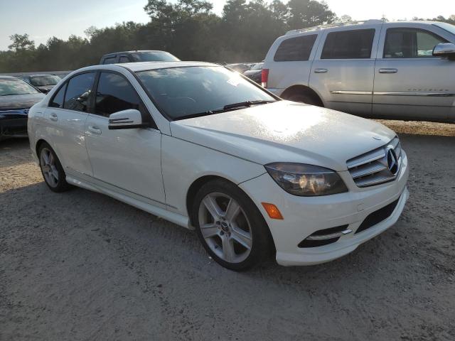 Photo 3 VIN: WDDGF5EB7BA442572 - MERCEDES-BENZ C-CLASS 