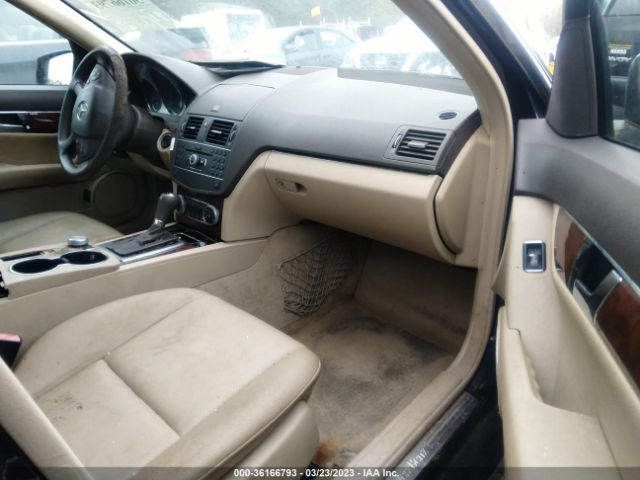 Photo 4 VIN: WDDGF5EB7BF641320 - MERCEDES-BENZ C 300 