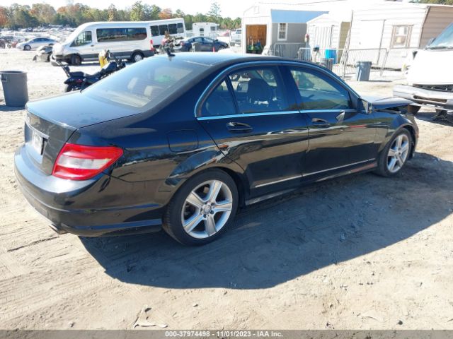 Photo 3 VIN: WDDGF5EB7BR136442 - MERCEDES-BENZ C 300 