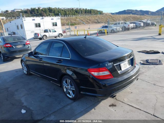 Photo 2 VIN: WDDGF5EB7BR165651 - MERCEDES-BENZ C 300 