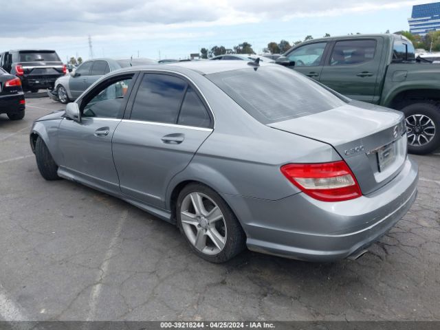 Photo 2 VIN: WDDGF5EB7BR182580 - MERCEDES-BENZ C 300 