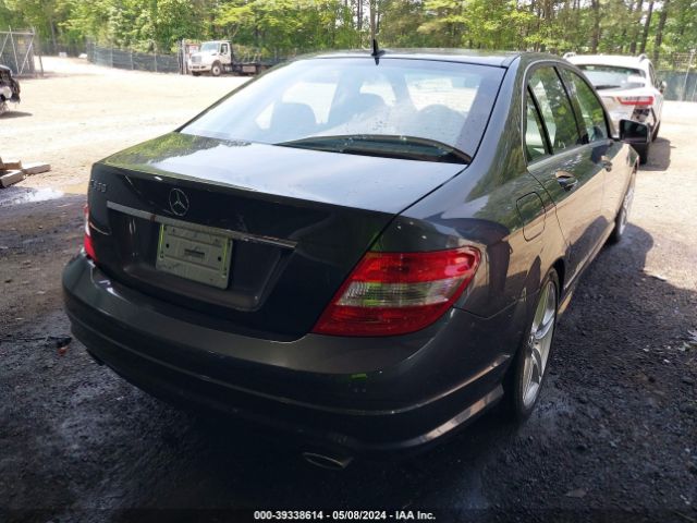 Photo 3 VIN: WDDGF5EB8AF445370 - MERCEDES-BENZ C 300 