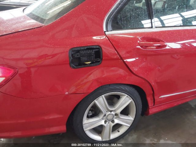 Photo 5 VIN: WDDGF5EB8AF474366 - MERCEDES-BENZ C 300 