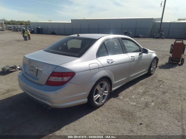 Photo 3 VIN: WDDGF5EB8AR128994 - MERCEDES-BENZ C 