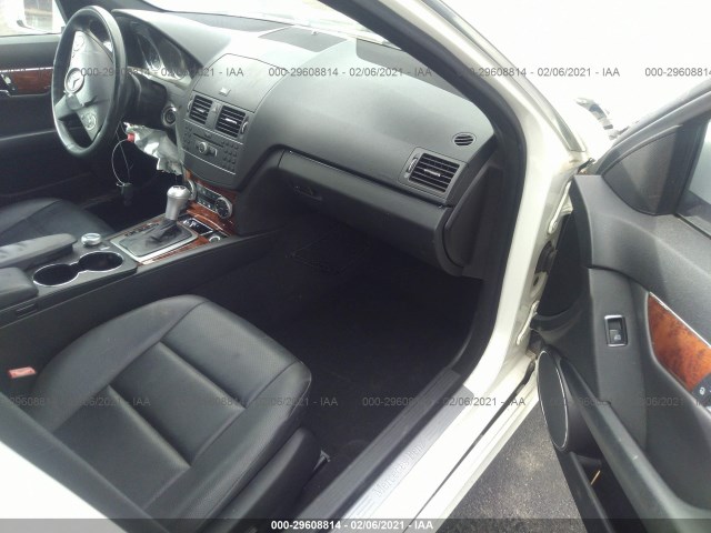 Photo 4 VIN: WDDGF5EB8BR160166 - MERCEDES-BENZ C-CLASS 