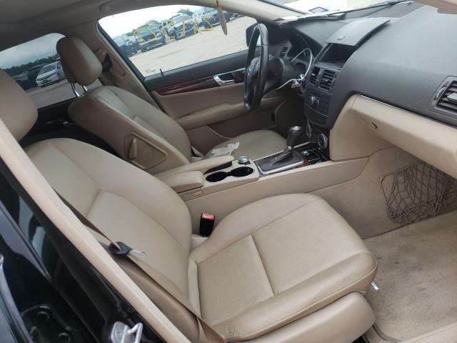 Photo 4 VIN: WDDGF5EB8BR161141 - MERCEDES-BENZ C 300 