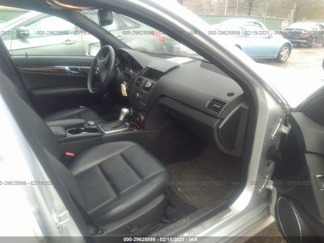 Photo 4 VIN: WDDGF5EB9AR096752 - MERCEDES-BENZ C-CLASS 