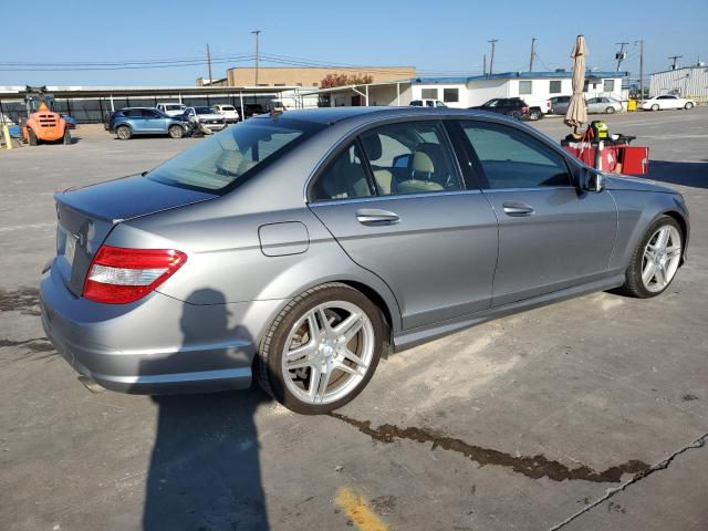 Photo 2 VIN: WDDGF5EB9BA420346 - MERCEDES-BENZ C 300 