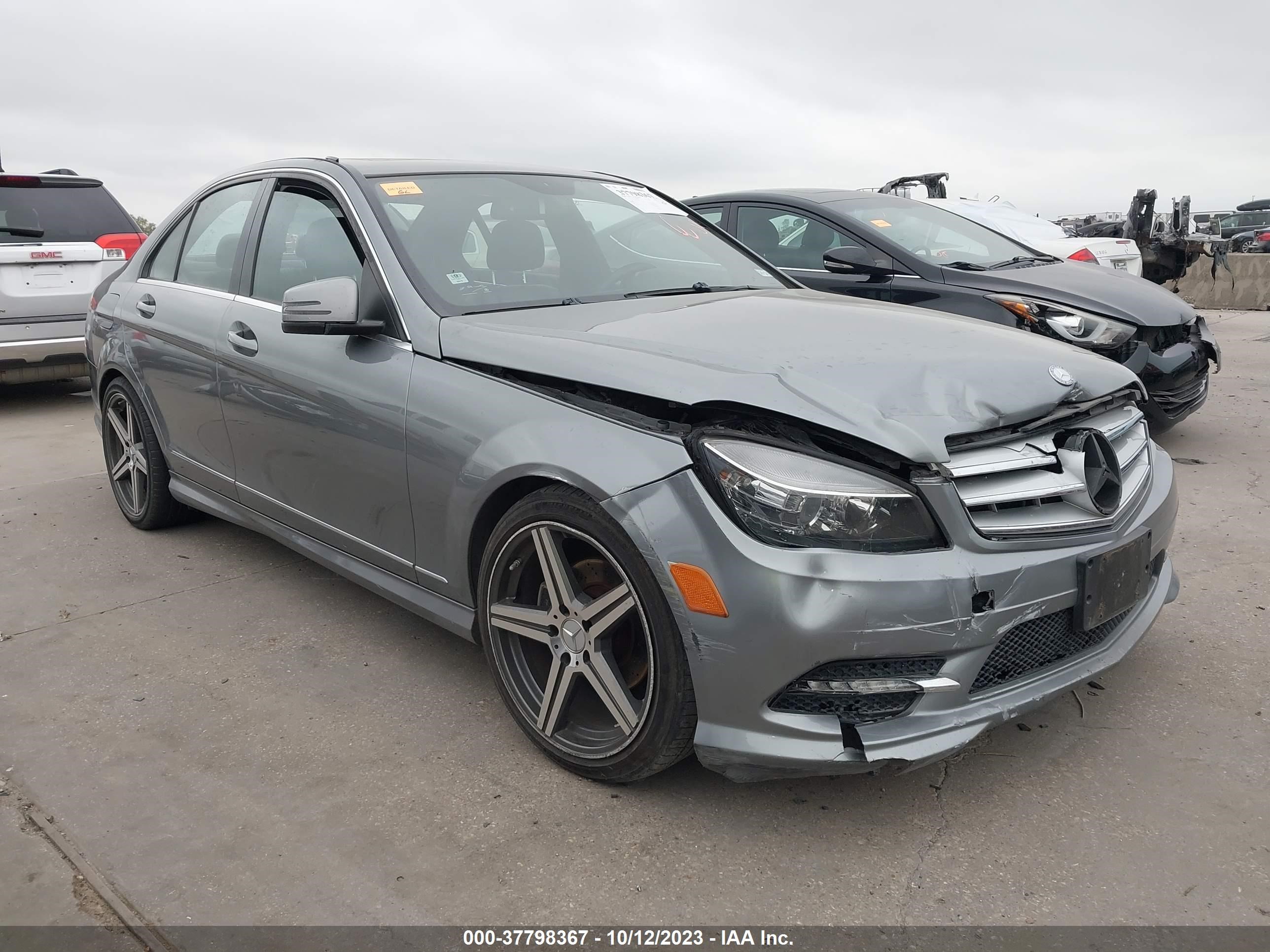 Photo 0 VIN: WDDGF5EB9BR140458 - MERCEDES-BENZ C-KLASSE 