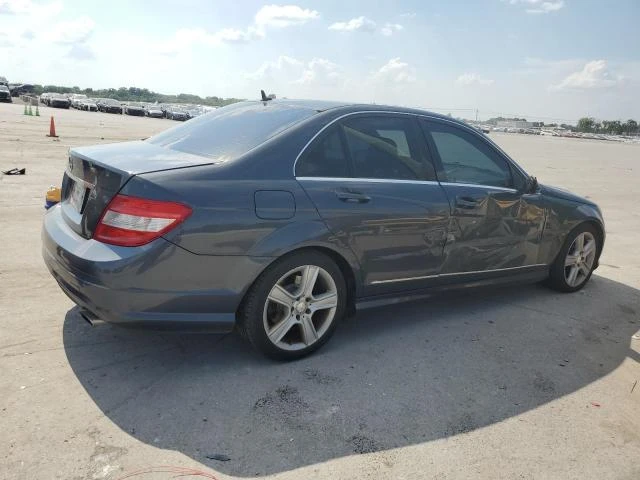 Photo 2 VIN: WDDGF5EBXAR093925 - MERCEDES-BENZ C 300 