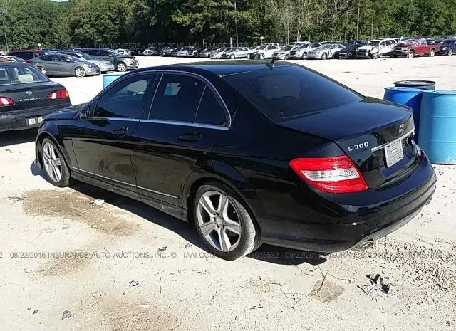 Photo 2 VIN: WDDGF5EBXBR136256 - MERCEDES-BENZ C 300 