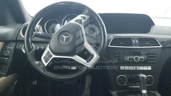 Photo 11 VIN: WDDGF5FB2DA780933 - MERCEDES-BENZ C 63 