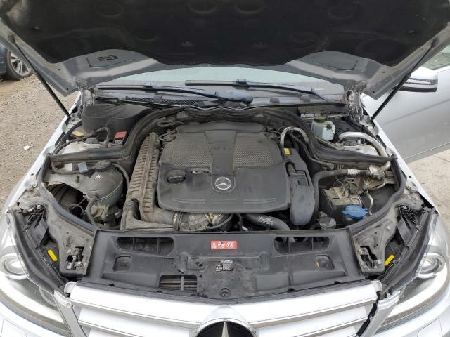 Photo 10 VIN: WDDGF5HB0DR292952 - MERCEDES-BENZ C-CLASS 