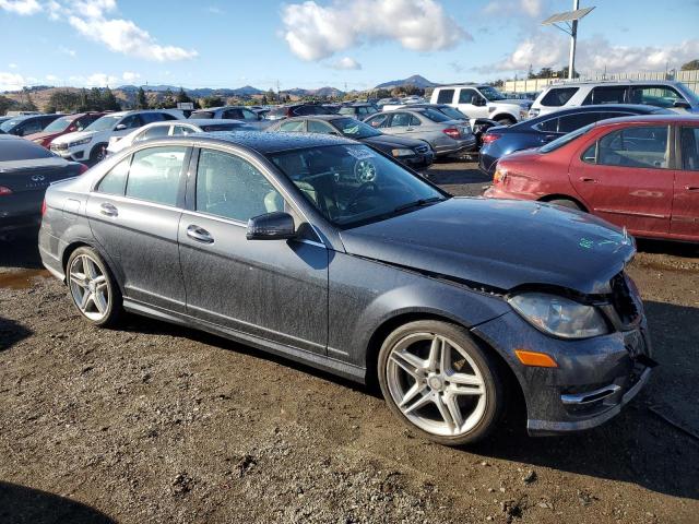 Photo 3 VIN: WDDGF5HB9DA868195 - MERCEDES-BENZ C 350 