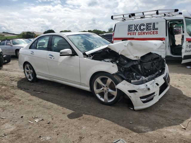 Photo 3 VIN: WDDGF5HB9EA904128 - MERCEDES-BENZ C 350 