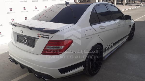 Photo 8 VIN: WDDGF77X59F240475 - MERCEDES-BENZ C 63 AMG 