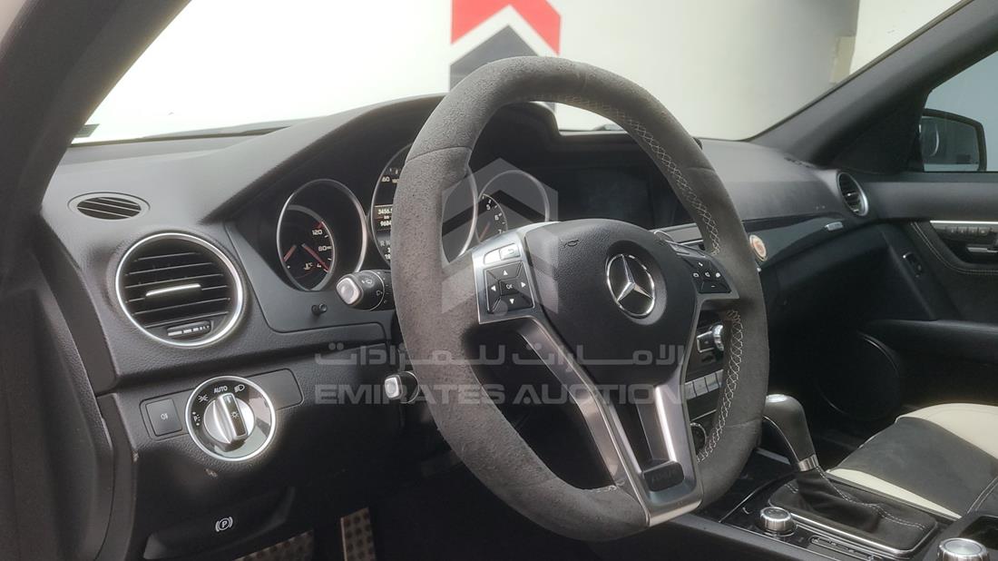 Photo 16 VIN: WDDGF7HB0EG185375 - MERCEDES C 